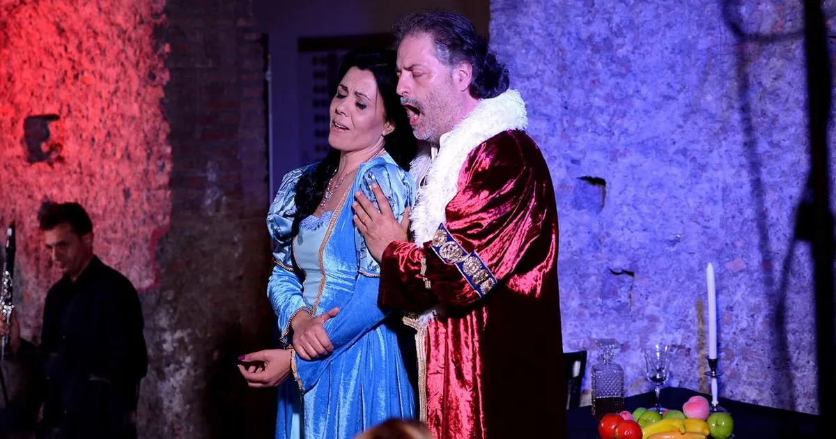 Opera in Roma's Tosca highlights in the basilica, with an audio guide to the church in five languages, Sant'Andrea della Valle, opera houses in Rome