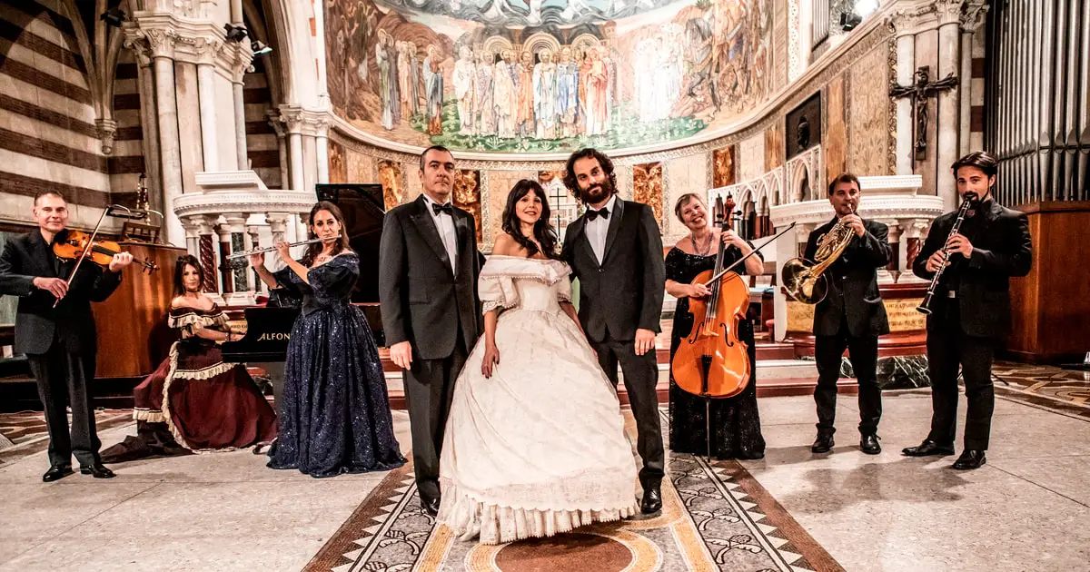 Arias from La Bohème, Tosca, La Traviata and Don Giovanni by I Virtuosi dell'Opera di Roma, about 90 minutes, St Paul's Within the Walls on Via Nazionale, opera houses in Rome