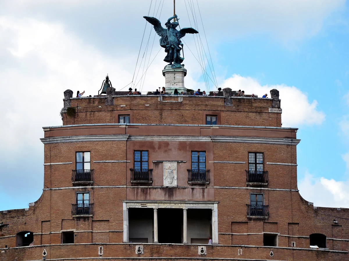 The bronze angel on top of Castel Sant'Angelo, above the terrace of Tosca's leap, tosca locations rome