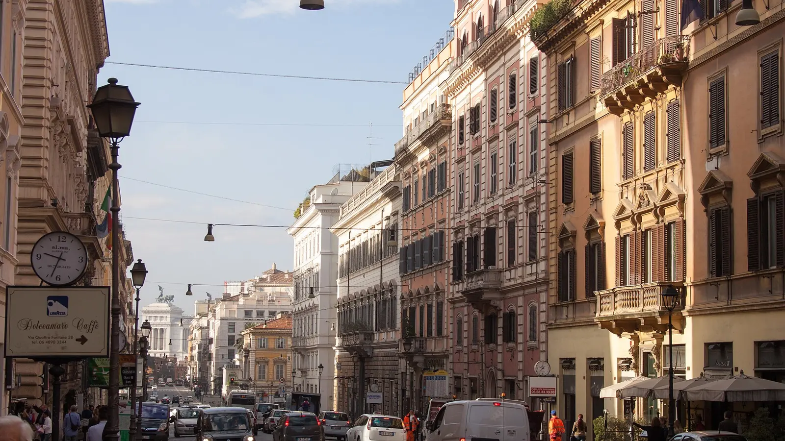 How Far Ahead to Book Opera in Rome: A Timing Guide