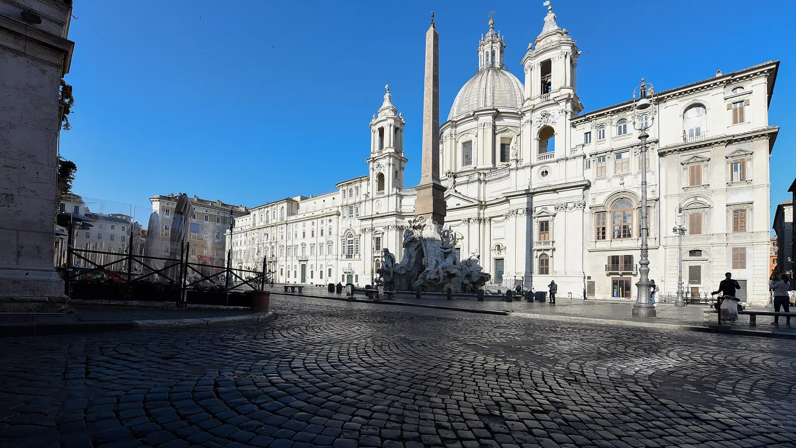 Piazza Navona and Sant'Agnese in Agone, opera houses in Rome