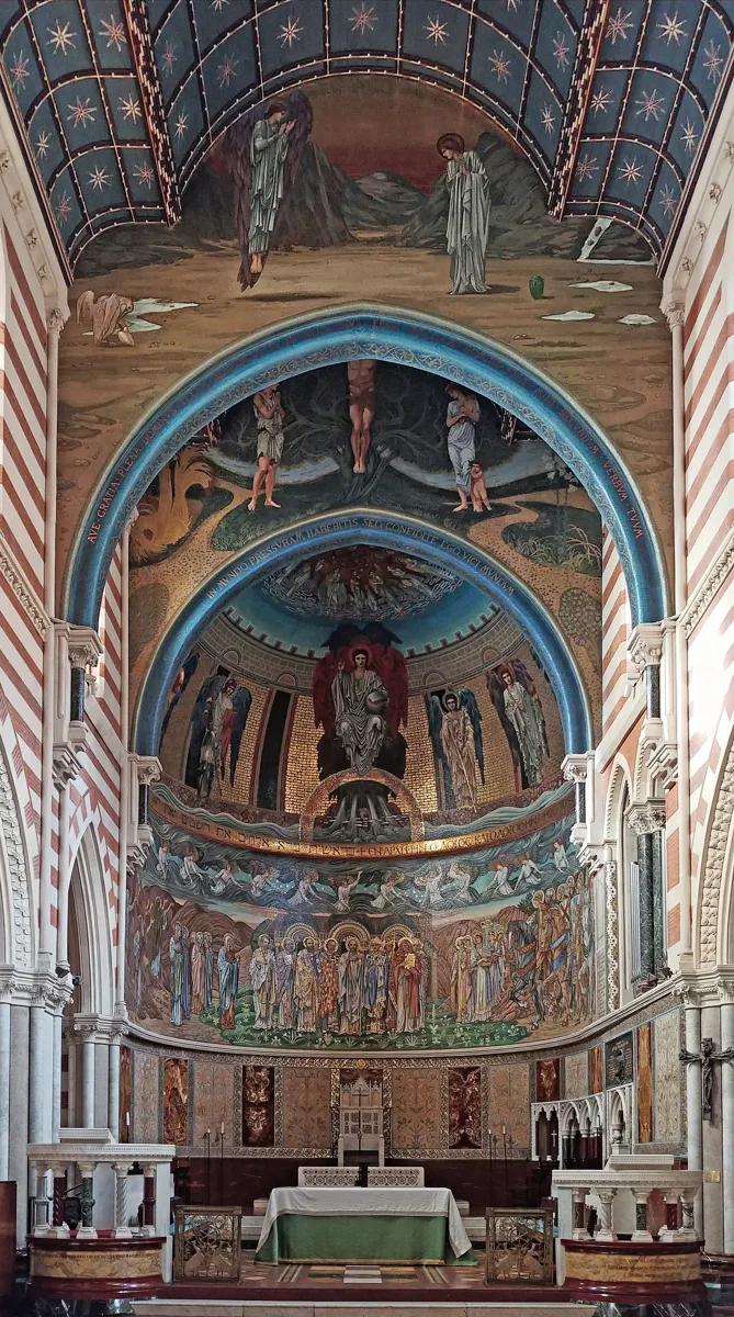 The mosaic apse of St Paul's Within the Walls, where the opera concerts play, st paul's within the walls